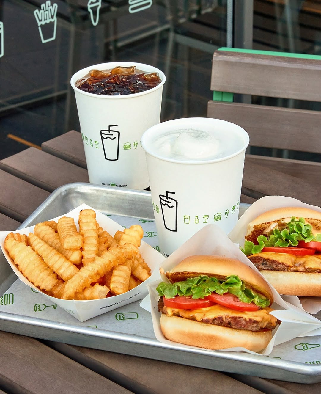 자고로 버거는 쉐이크와 즐겨야 제맛 | 