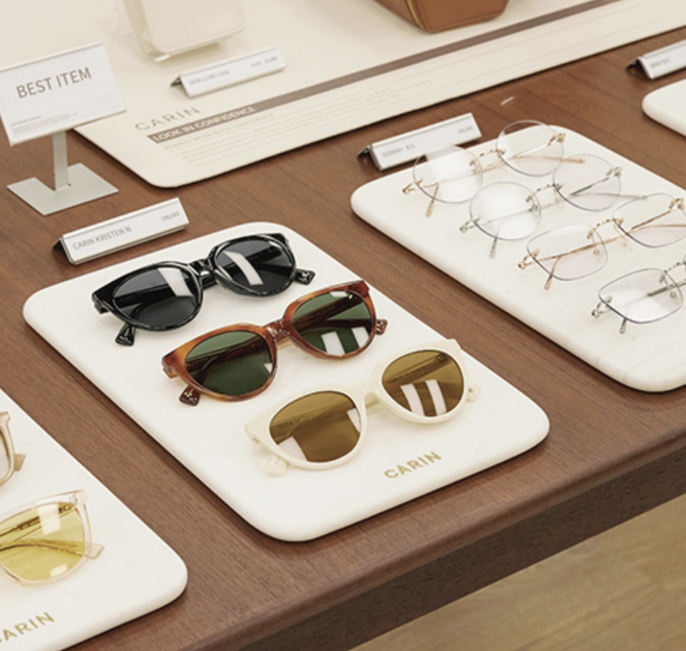 올 여름 패션의 완성은 '카린' 너로 정했다 | 