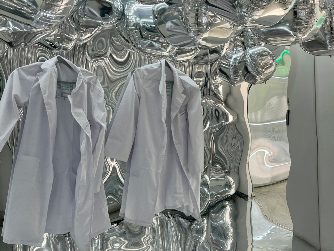 시켜줘. 더마팩토리 명예 성분 연구원 |