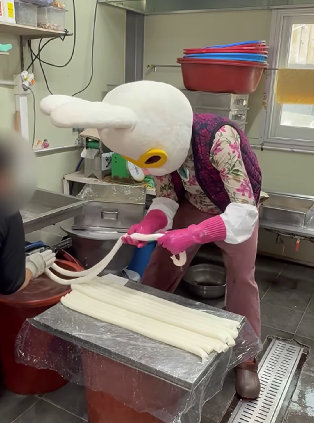 옥황상제도 반한 맛, 토롱이표 우주떡집 성수 상륙! |