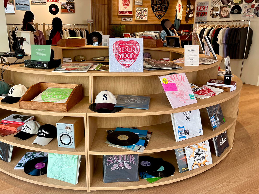 세터 티셔츠샵에서 올여름 반소매 디깅해볼까? |