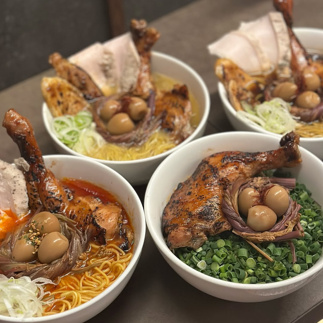 주문하신 여름 한 그릇 나왔습니다 | 