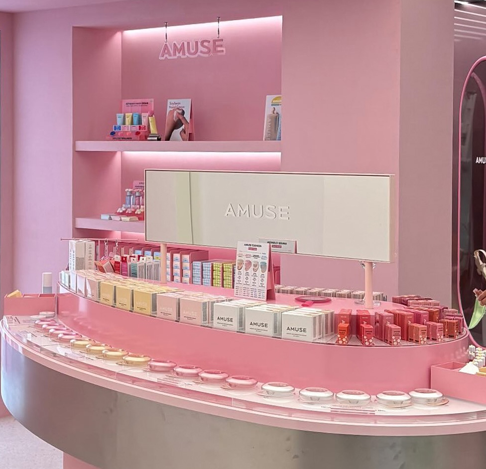 핑크빛 설렘 가득한 어뮤즈 걸들의 아지트 |